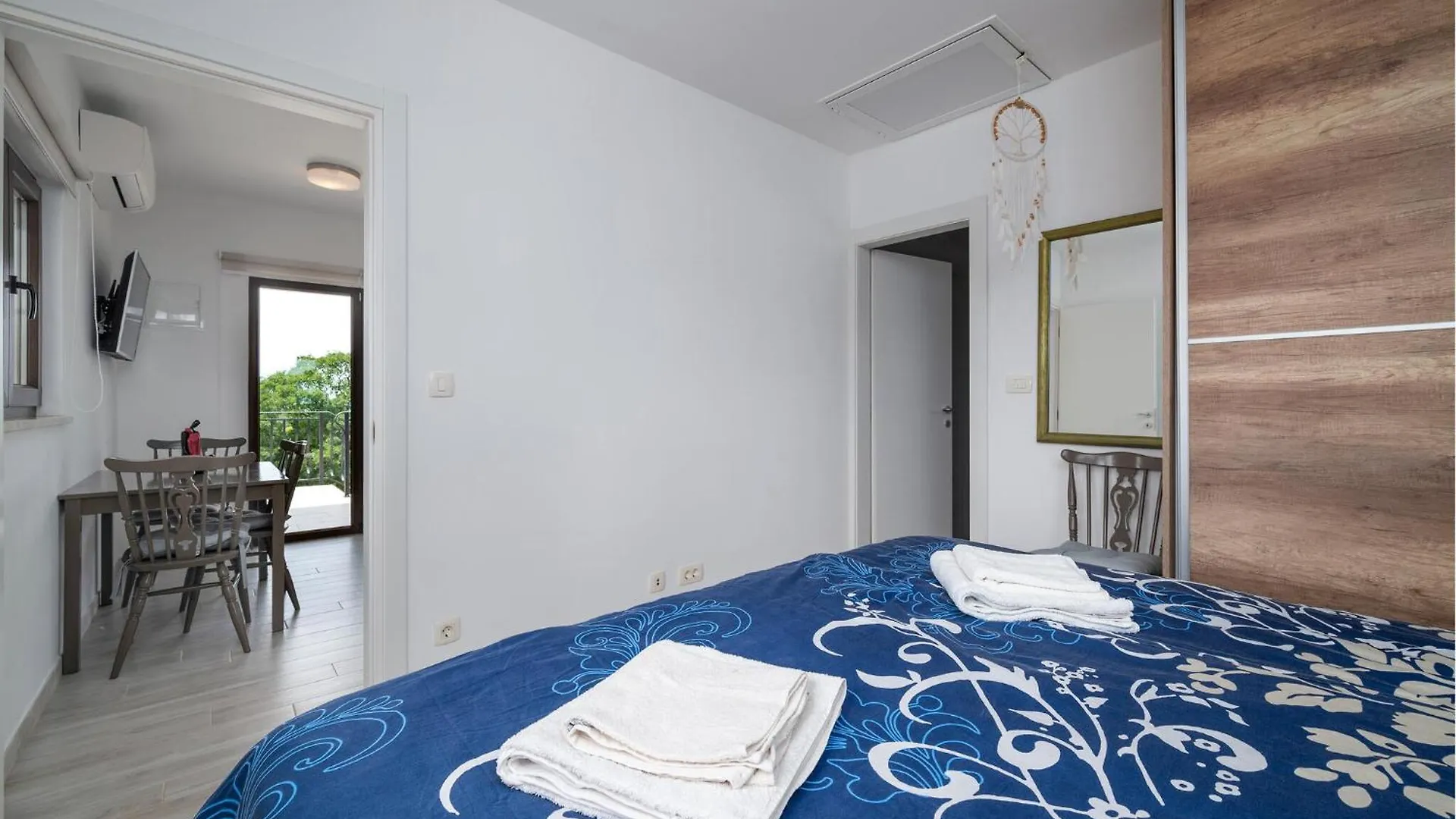 Awesome Home In Golas With Outdoor Swimming Pool Croatia
